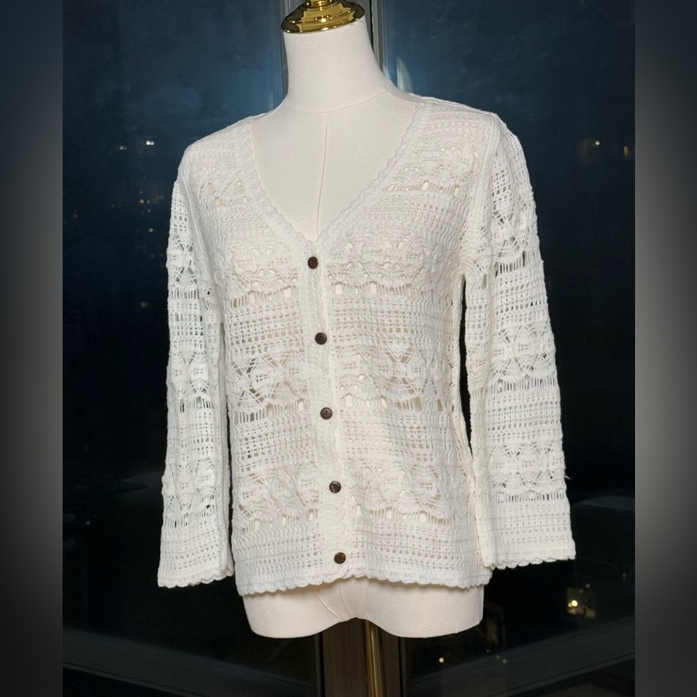 🆕 FARM Rio 🧿 NWOT White Crochet Button Up Cardigan Sweater, Sz S